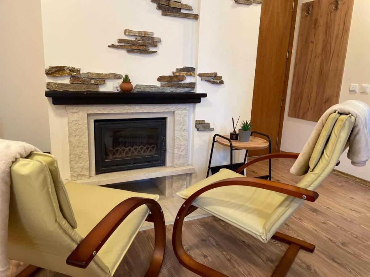 Апартаменти И Стаи За Гости "Алекс" Pamporovo Extérieur photo