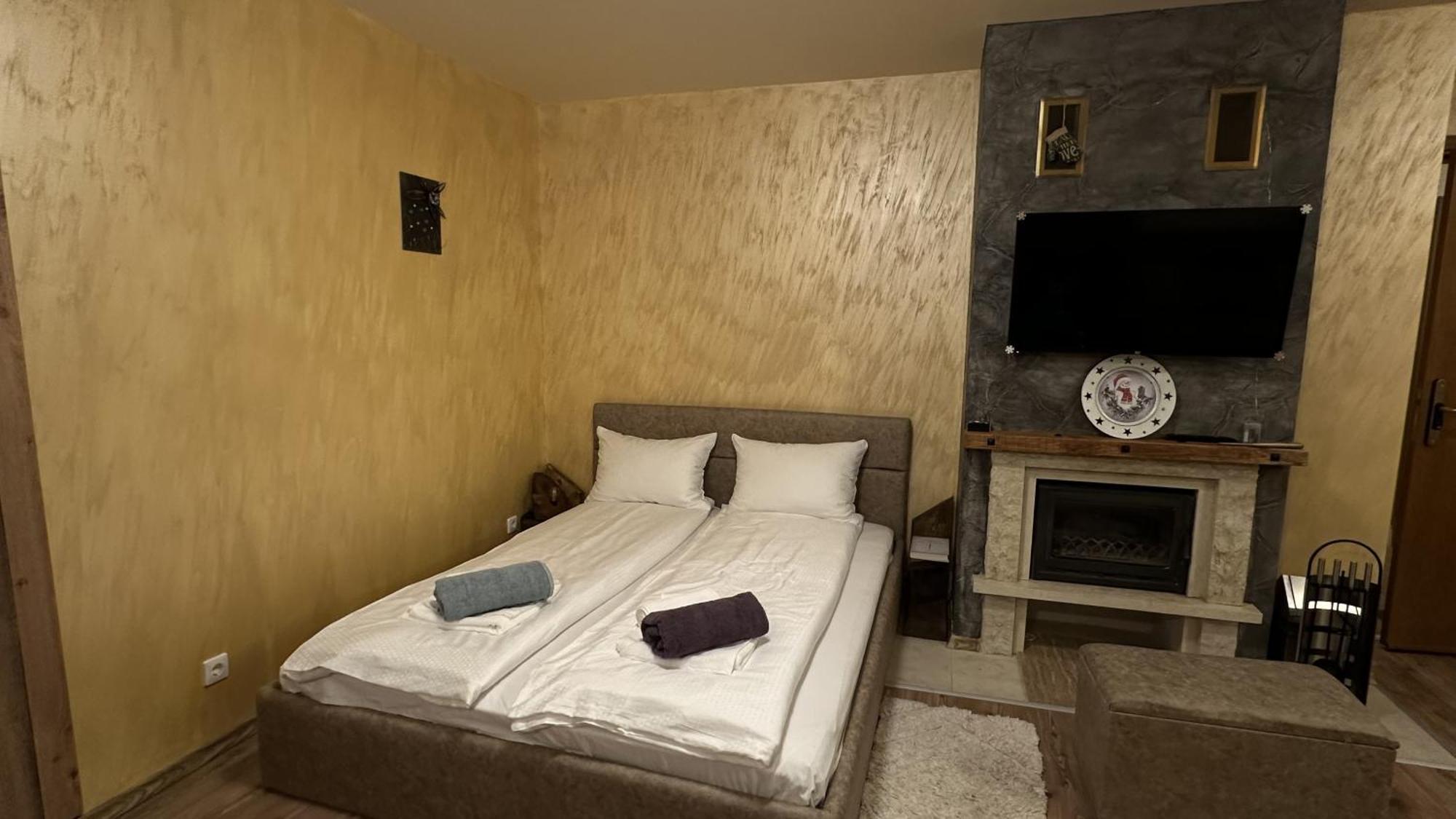 Апартаменти И Стаи За Гости "Алекс" Pamporovo Extérieur photo